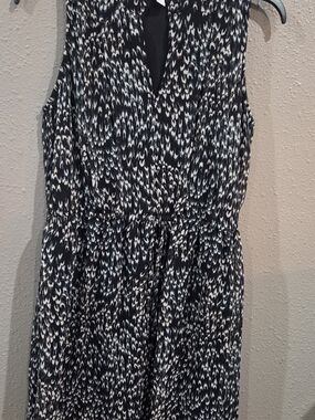 Nine West Black & White Sleeveless Midi Dress with Tie Waist